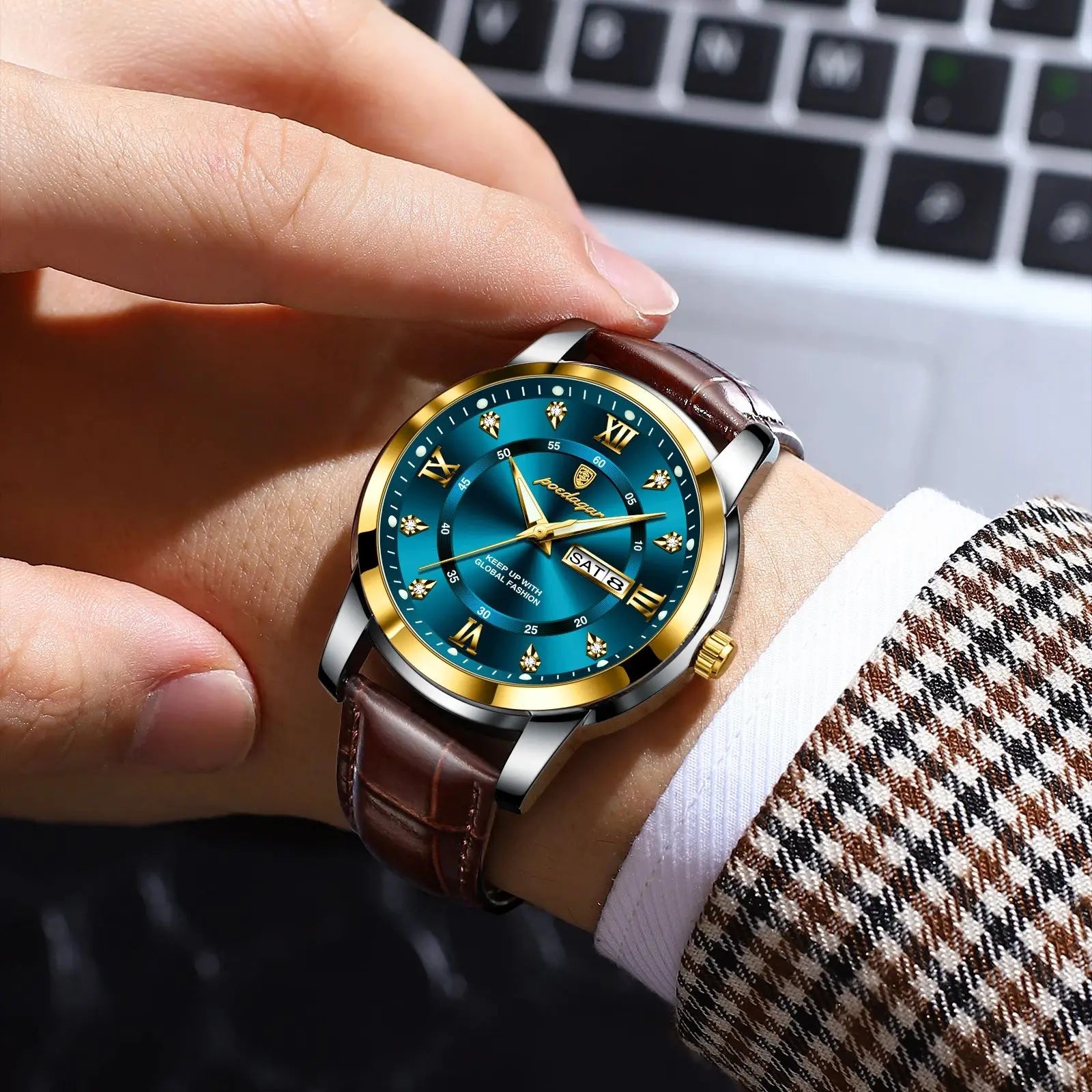 Męski elegancki zegarek z brązowym paskiem